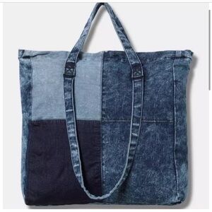 NEW Torrid Denim Tote Bag •Large Size•ZIPPER CLOSURE adorable